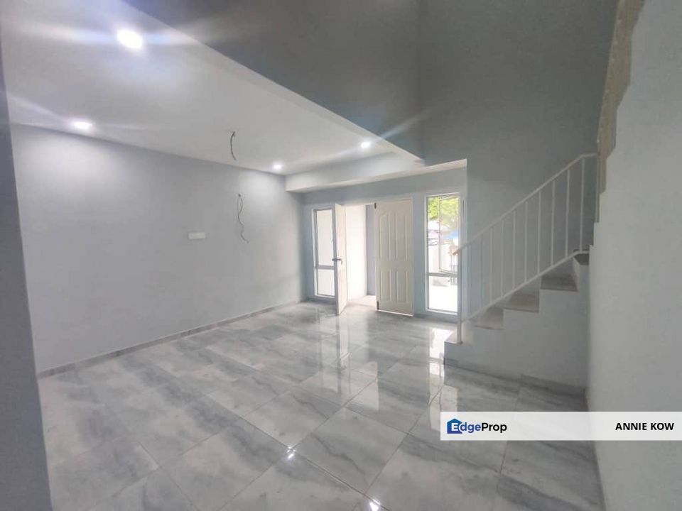 2.5 Storey house at Ipoh Garden East For Sale  , Perak, Ipoh