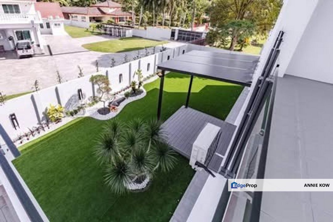 Ipoh Tigerlane & Turf Club 2.5 Storey Luxury Semi D , Perak, Ipoh