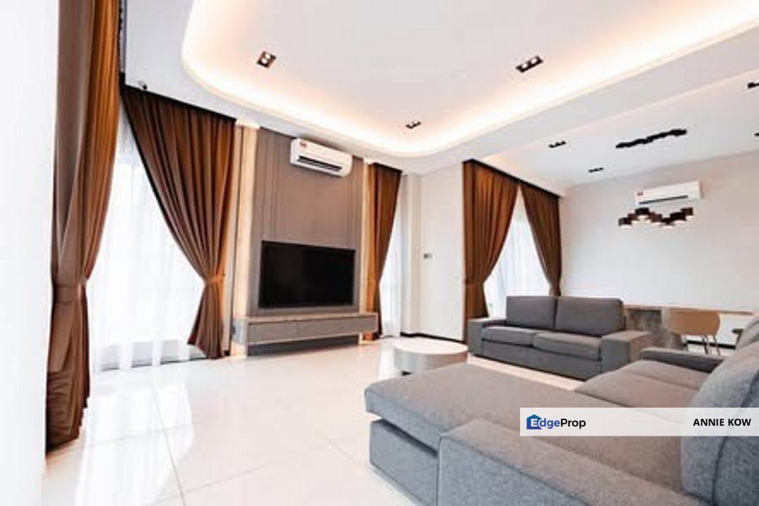 Ipoh Tigerlane & Turf Club 2.5 Storey Luxury Semi D , Perak, Ipoh