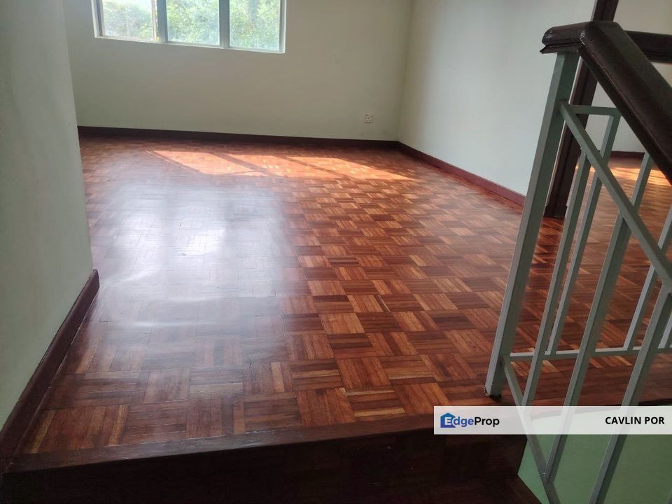 2 storey end lot at klang for sale, Selangor, Klang