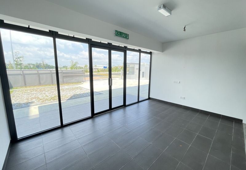 Elmina Business Park