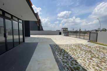 Elmina Business Park