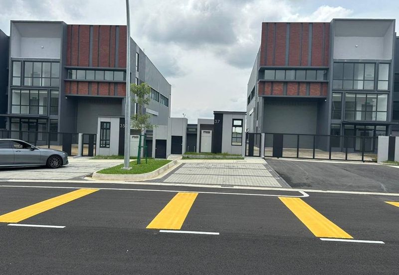 Elmina Business Park