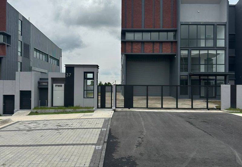 Elmina Business Park