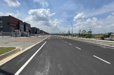 Elmina Business Park