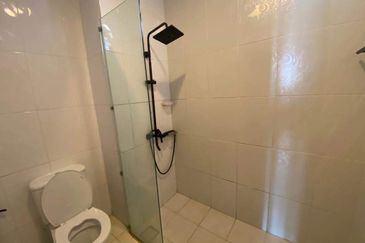 Royal Regent Sri Putramas III