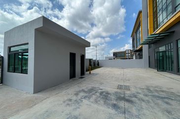 Cipta Industrial Park @ Serenia City