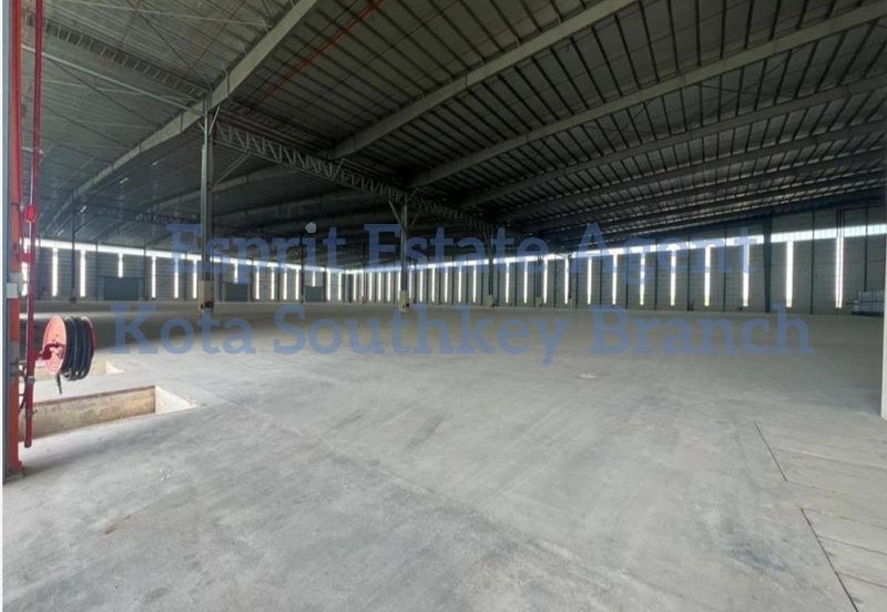 West Port, Pulau Indah