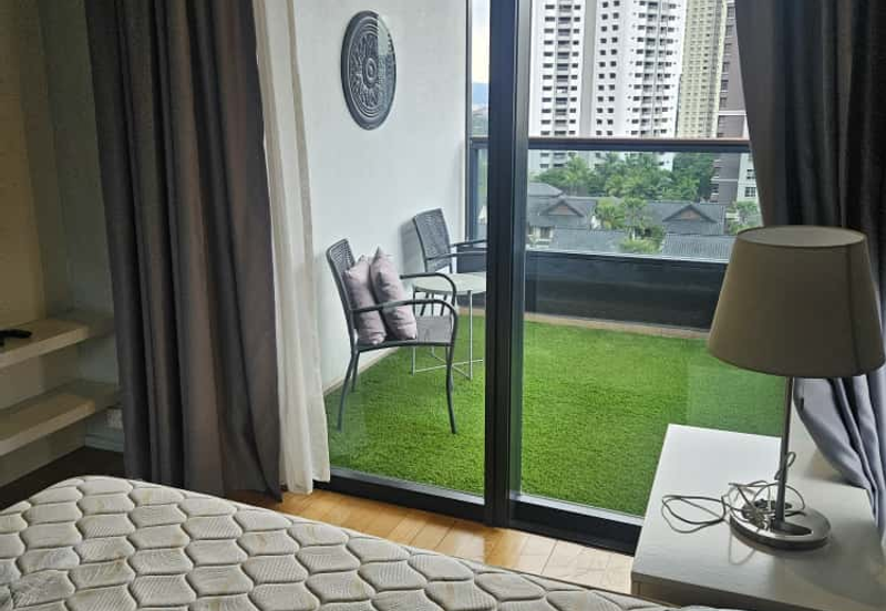 Arcoris Residences