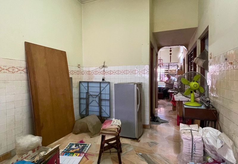 TAMAN PUTERI LINDUNGAN BULAN