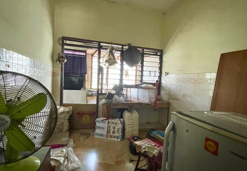 TAMAN PUTERI LINDUNGAN BULAN