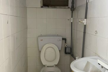 Panorama Lapangan Perdana Flat