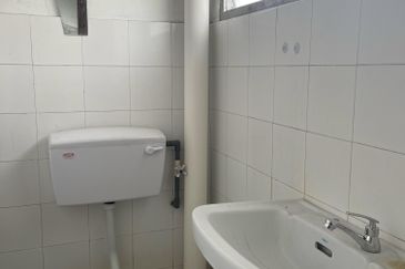 Panorama Lapangan Perdana Flat