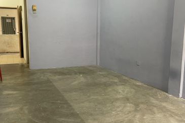 Panorama Lapangan Perdana Flat