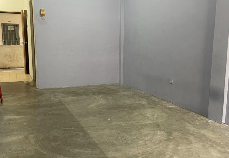 Panorama Lapangan Perdana Flat