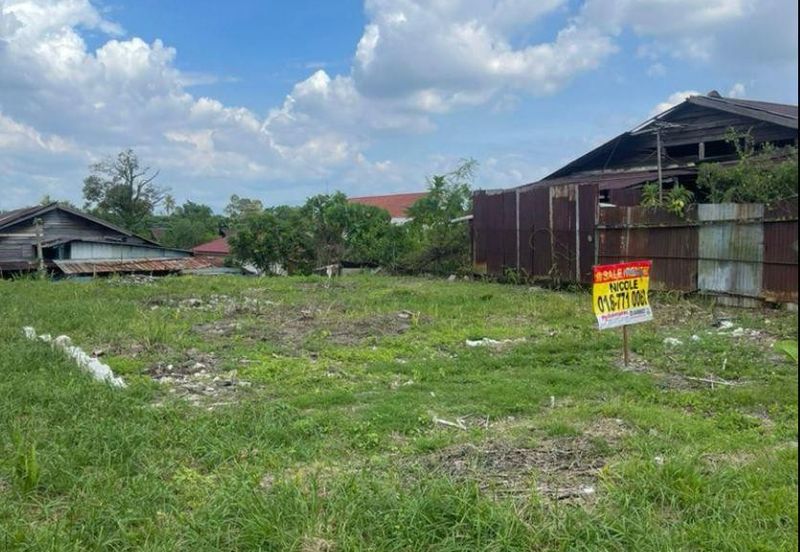 KAMPUNG BARU BUKIT MERAH