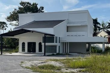 JALAN THOMPSON/JALAN TUN DR ISMAIL