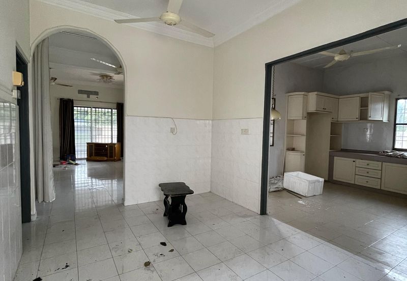 Taman Pengkalan Barat