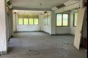 Jln Sultan Nazrin shah 