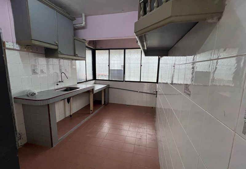 Taman Pinggiran Flat