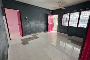 Taman Pinggiran Flat