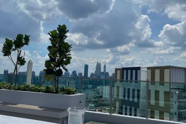 Platinum Splendor Residence