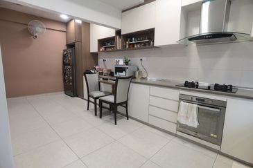 Taman setapak 2 storey house For sale Danau Kota Facing Garden Long Car Porch Lease hold Renovated with CCC DBKL