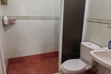 Taman setapak 2 storey house For sale Danau Kota Facing Garden Long Car Porch Lease hold Renovated with CCC DBKL