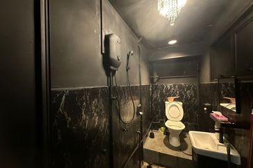 JALAN GENTING KLANG  KFC FACING MAIN ROAD SHOP OFFICE FOR RENT LVL 1 SETAPAK NEXT TO PV128 PV 126 METRO 