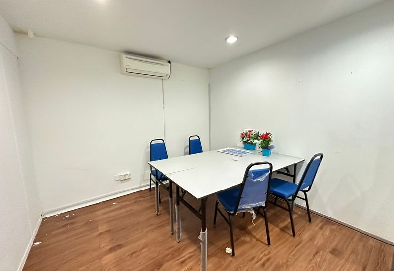 FACING MAIN ROAD JALAN GENTING KLANG ROAD SHOP OFFICE FOR RENT LVL 1 SETAPAK NEXT TO PV128 PV 126 METRO 