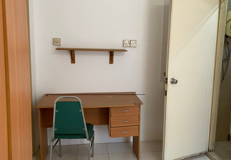 Bandar Sunway Low Cost Flat 7/15