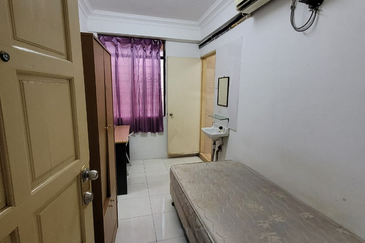 Bandar Sunway Low Cost Flat 7/15