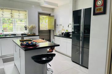 Jalan Bukit Rahman Putra