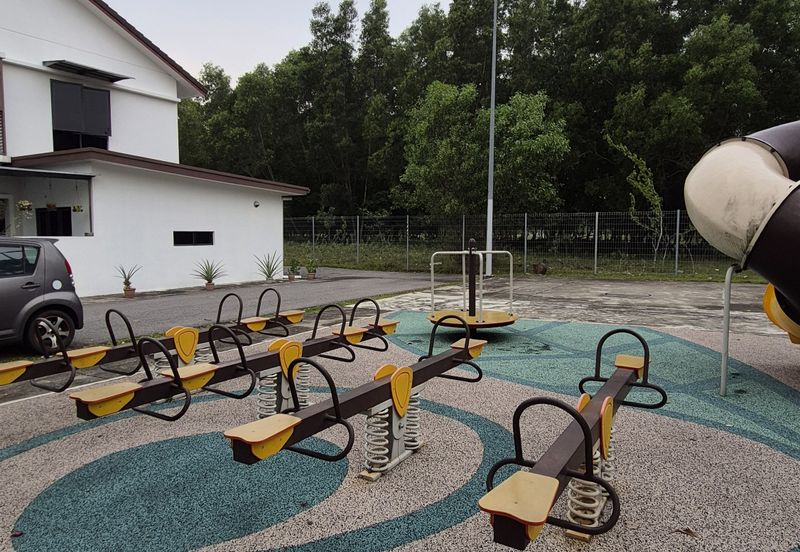 Double Storey Terrace House Intermediate in Puchong for sale