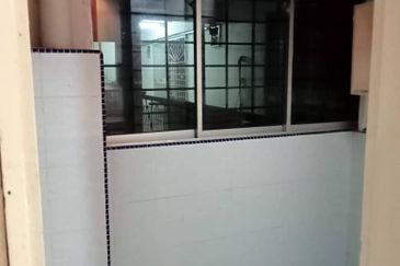 Ria Apartment at Taman Daya Kepong for Sale