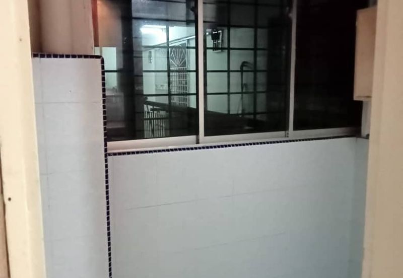 Ria Apartment at Taman Daya Kepong for Sale