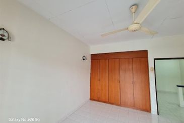 Taman Kinrara Seksyen 2