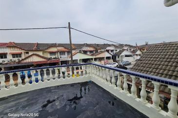 Taman Kinrara Seksyen 2