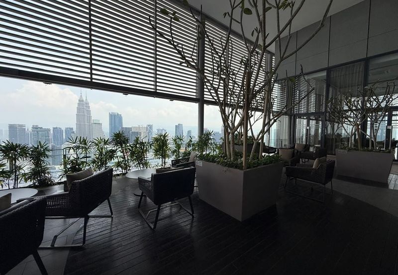 Pavilion Ceylon Hill