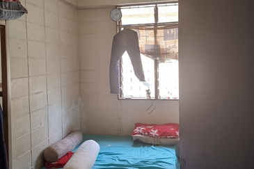 Bandar Sunway Low Cost Flat 7/15