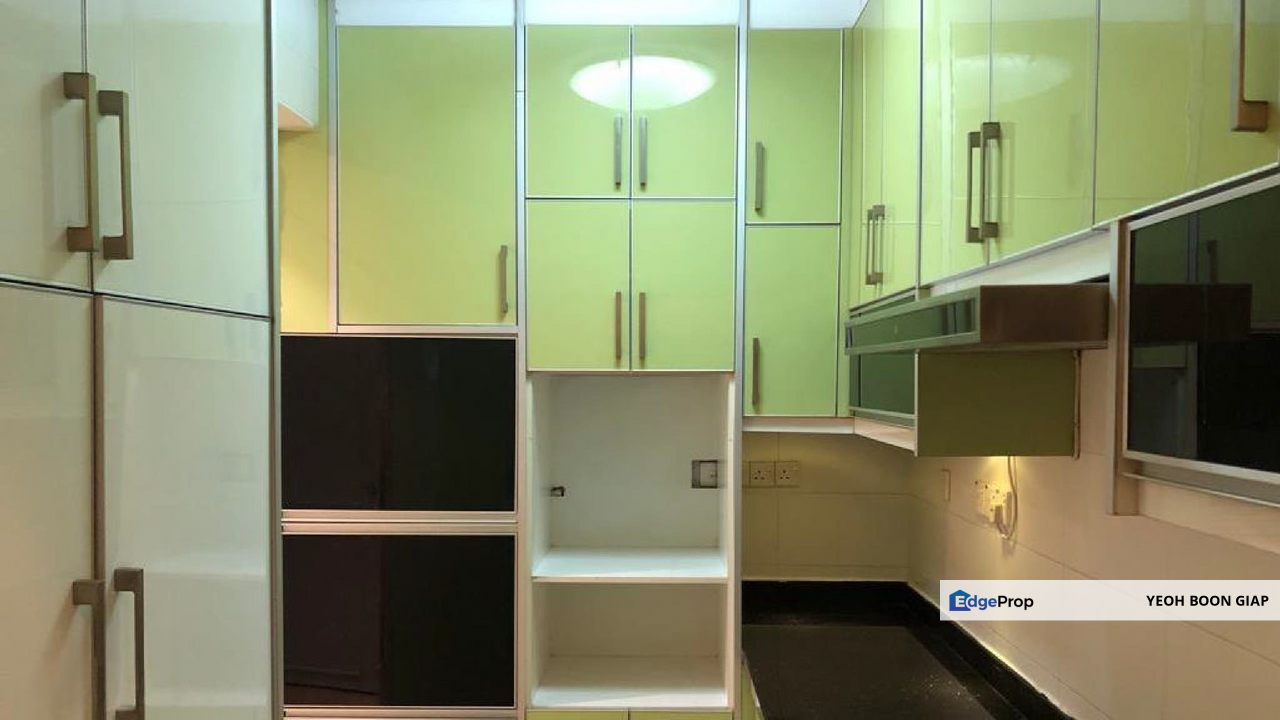 🏠 Ground Floor Corner Unit for Sale @ SD 2 Apartment, Bandar Sri Damansara – RM450,000 (Negotiable), Selangor, Bandar Sri Damansara