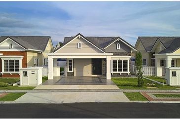 Reineville French Bungalow limited for SALES/3R3B/3531sf - 52'x105' at Semenyih