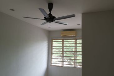 Pusat Bandar Putra Permai