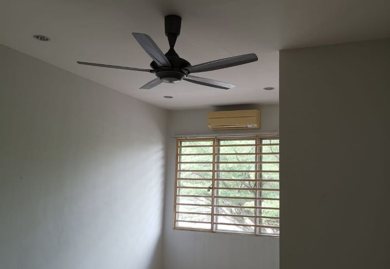 Pusat Bandar Putra Permai