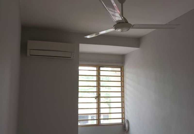 Pusat Bandar Putra Permai