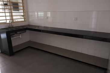 Pusat Bandar Putra Permai