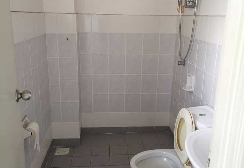 Pusat Bandar Putra Permai