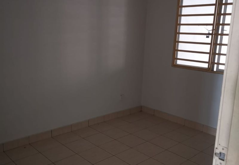 Pusat Bandar Putra Permai