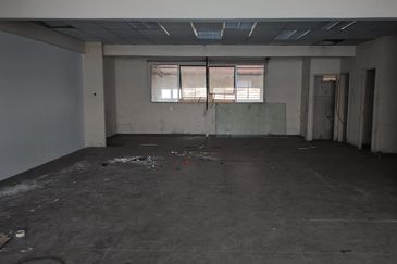 2.5 Storey Light Industrial for RENT at Taman Sri Ehsan, Kepong Kuala Lumpur