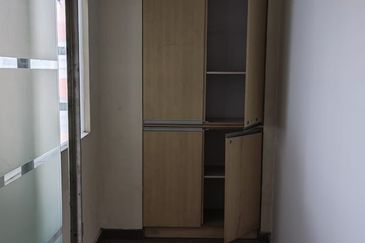 2.5 Storey Light Industrial for RENT at Taman Sri Ehsan, Kepong Kuala Lumpur